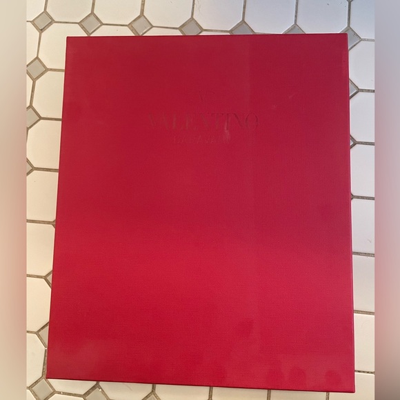 100% AUTHENTIC VALENTINO GARAVANI GROMMET SLINGBACK LOW HEELS SIZE 37 - Picture 7 of 7